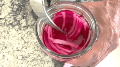Vegan Pickled Red Onions