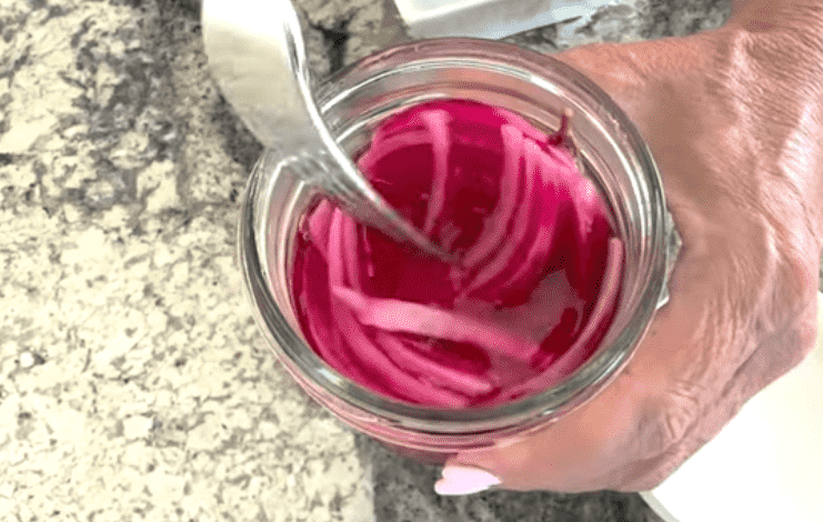 Vegan Pickled Red Onions